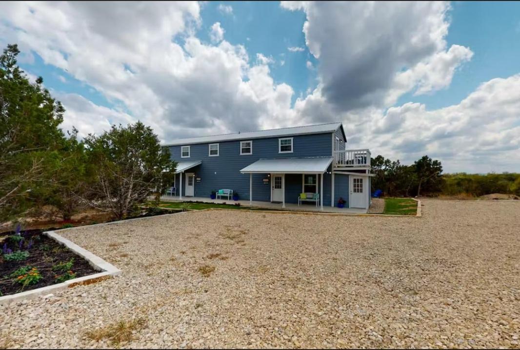 Blue Oasis In The Hill Country Kerrville Exterior foto