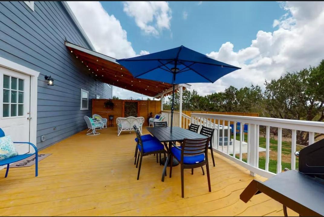 Blue Oasis In The Hill Country Kerrville Exterior foto